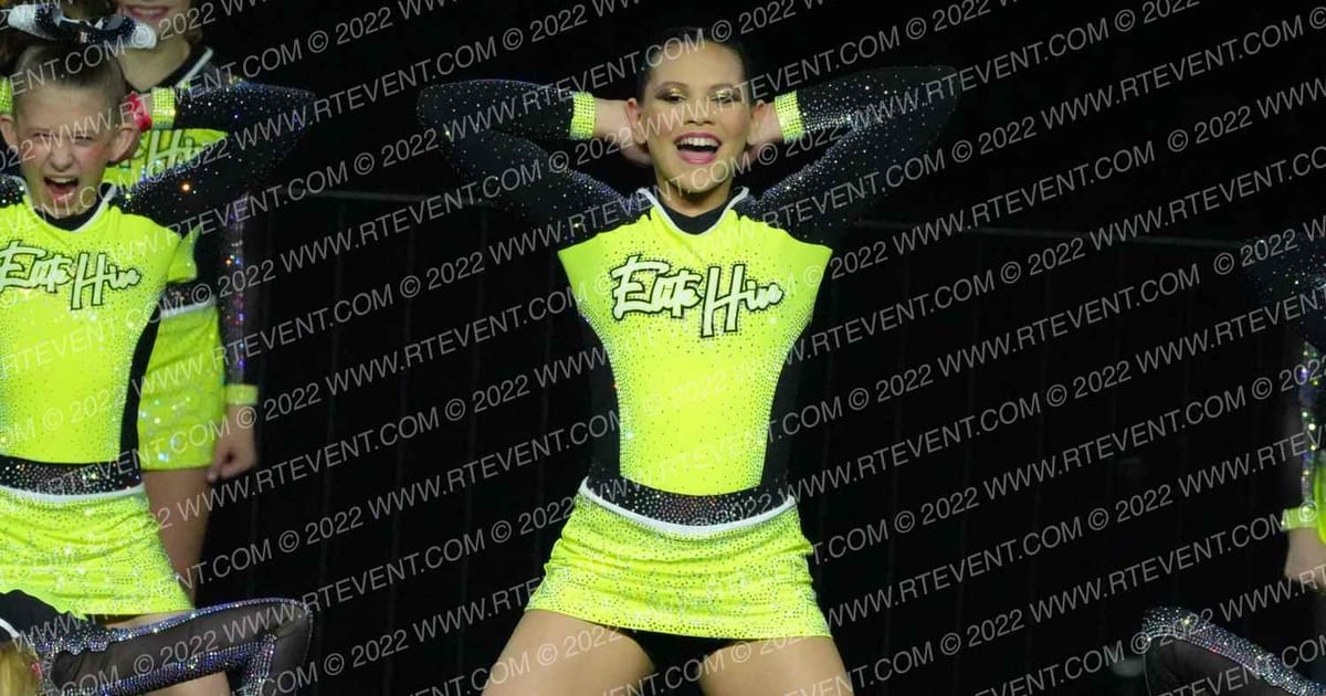 ELITE HIVE CHEER QUEEN BEES · SUNDAY MONDAY NA Nationals