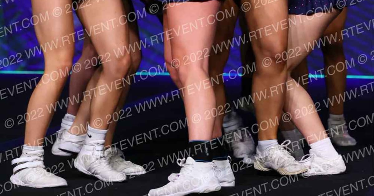 Cheer Force Wolfpack Lady Love · Feel the Power