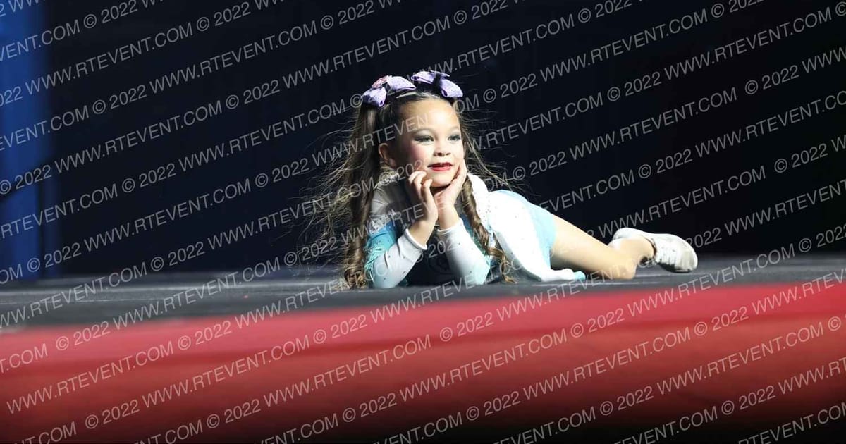 OC ELITE TEENY WAHINES · SUNDAY MONDAY NA Nationals