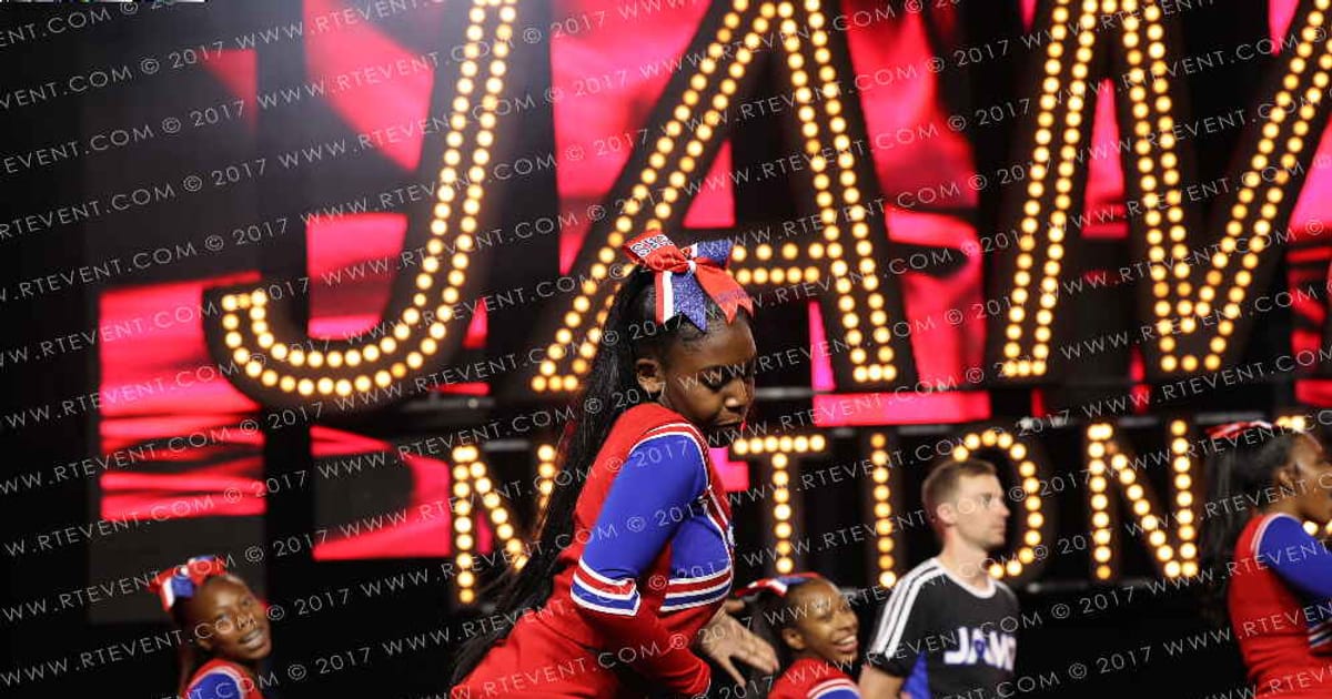 SERRA HIGH SCHOOL · SCHOOL CHEER NATIONALS