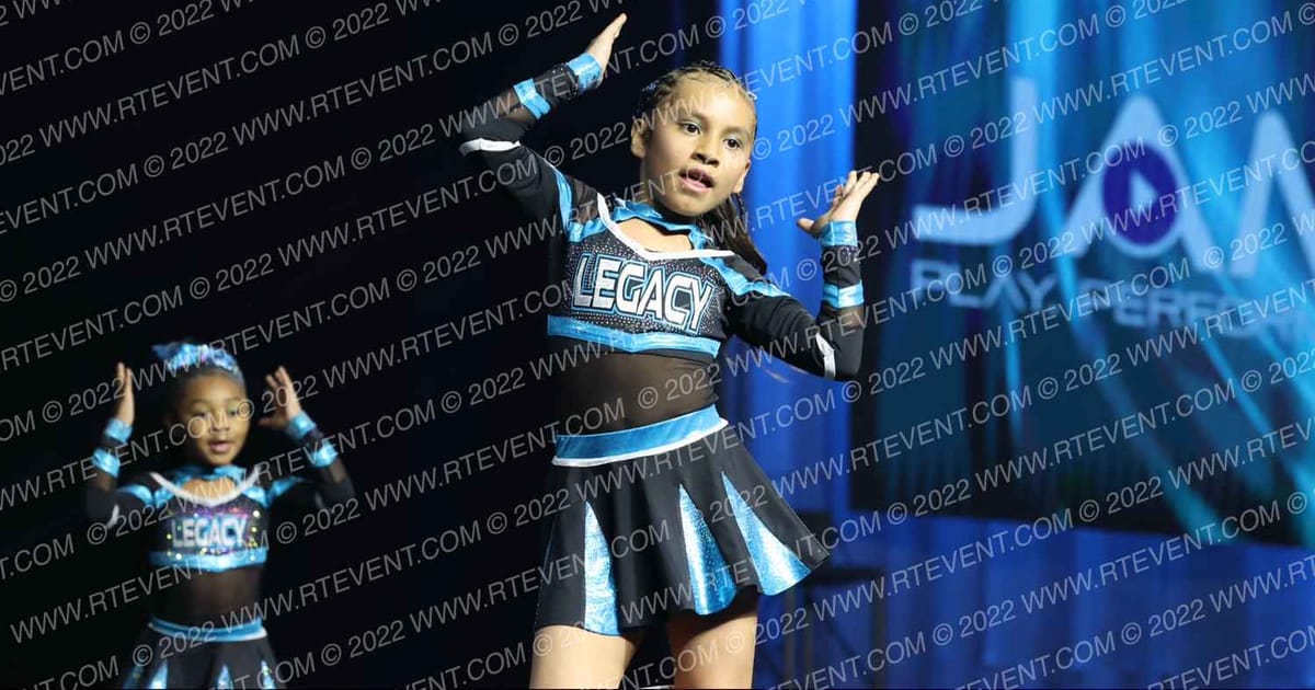 LA LEGACY LADY REIGN · SUNDAY MONDAY NA Nationals