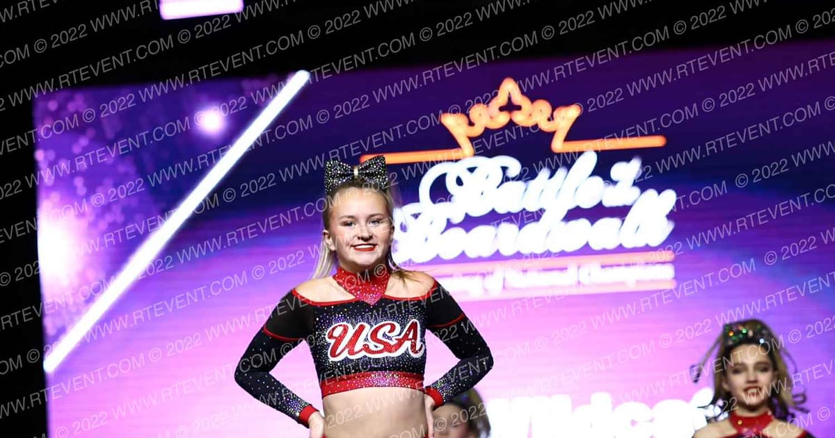 USA Wildcats Senior Red · SU BATB GN