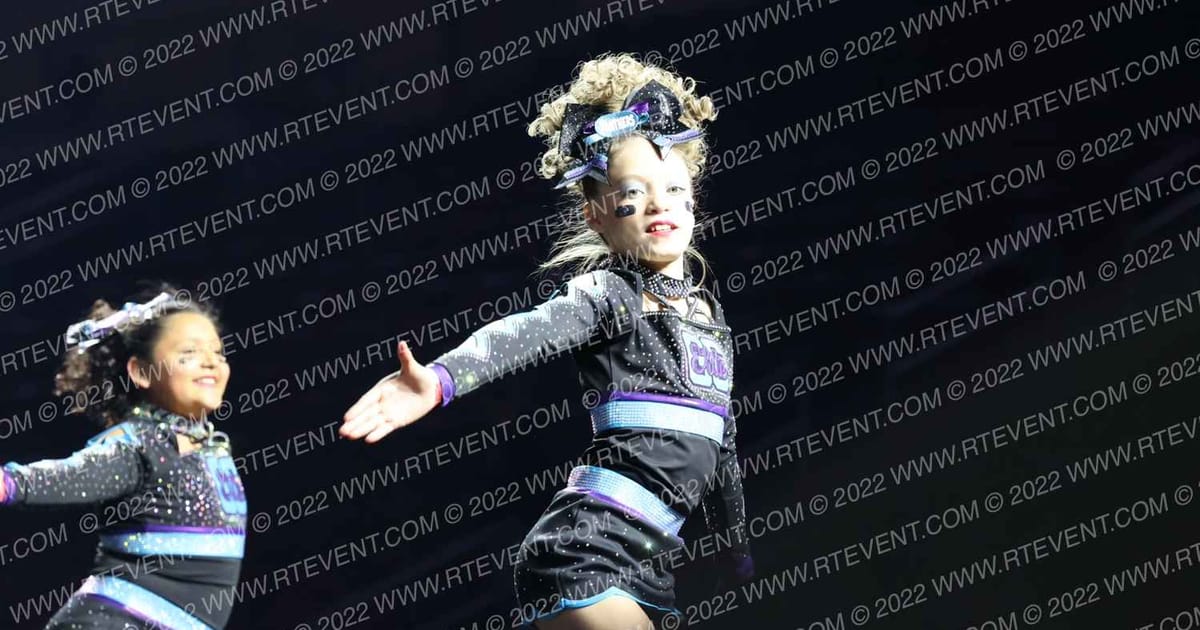 GC ELITE CHEER · SUNDAY MONDAY NA Nationals