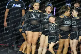 VIBE CHEER LADY RAGE
