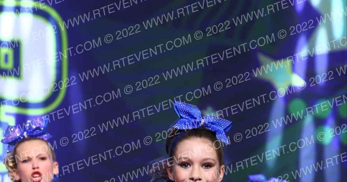 Beach Cheer Athletics Sonic · Feel the Power