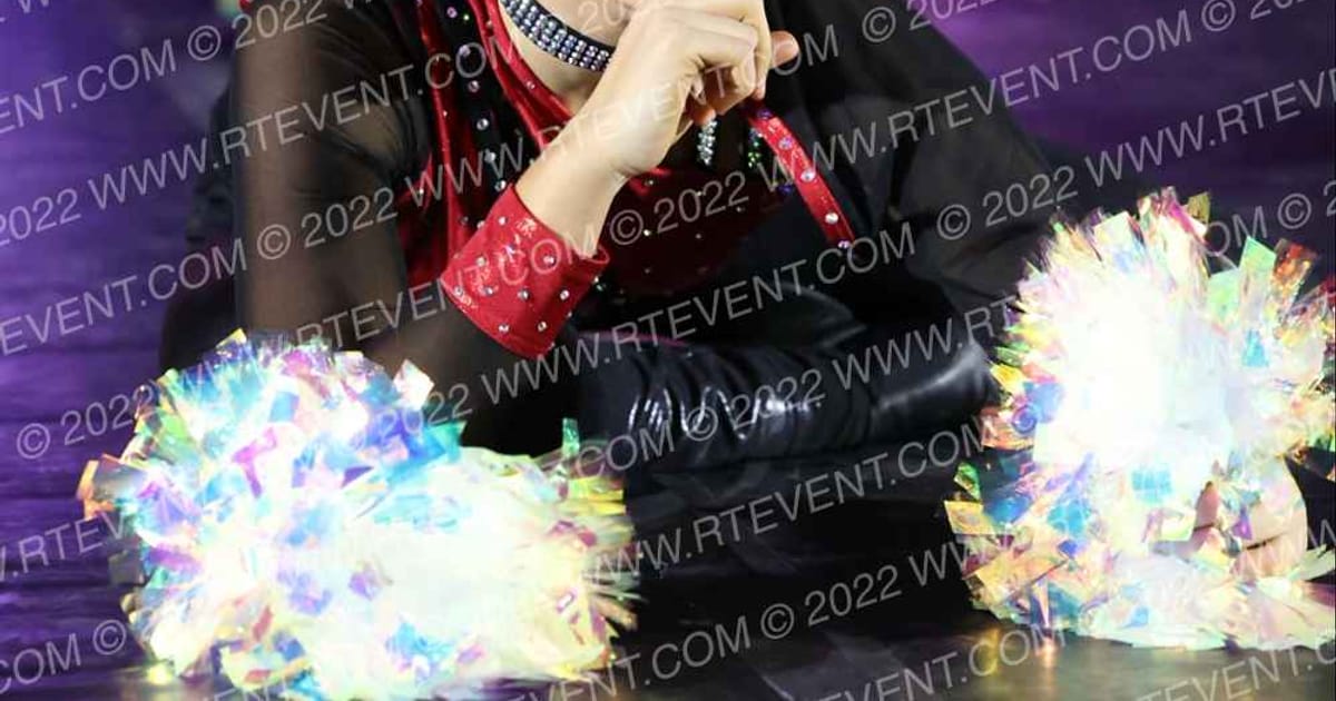 Star Performance Centre Senior Small Pom · Athletic Dance Grand and Cheer Nationals