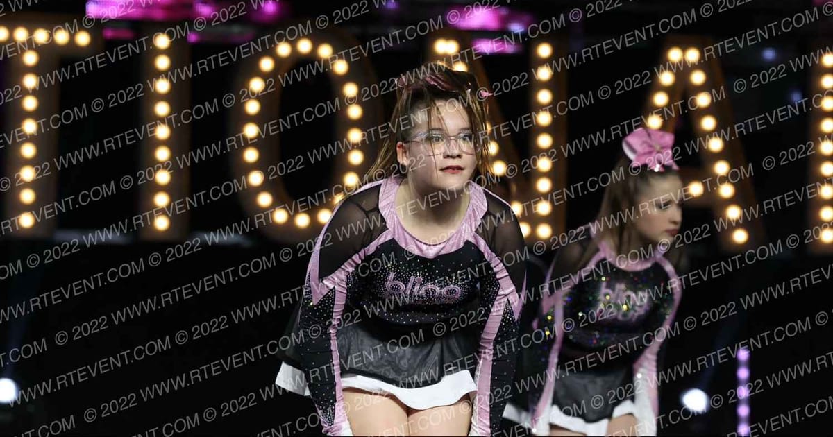 BLING TOUR OBSIDIAN · SUNDAY MONDAY NA Nationals
