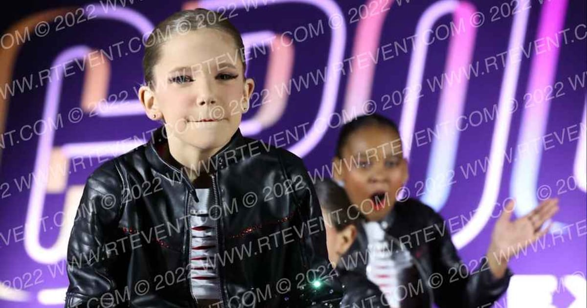 APEX Dance Center Mini Hip Hop · Athletic Dance Grand and Cheer Nationals