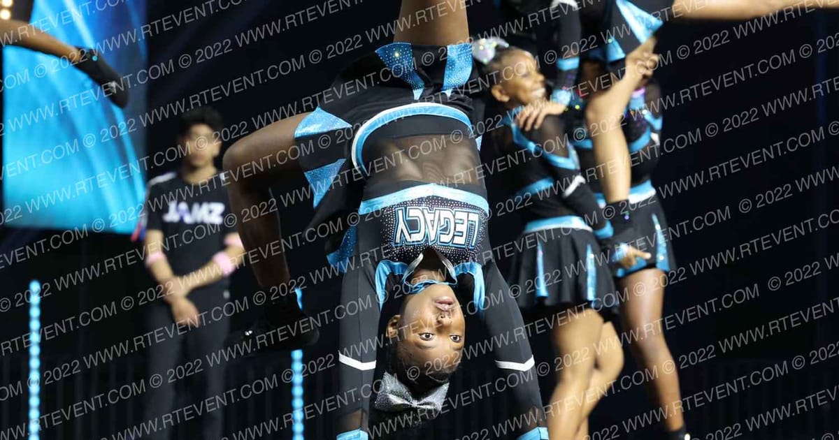 LA LEGACY VANITY · SUNDAY MONDAY NA Nationals