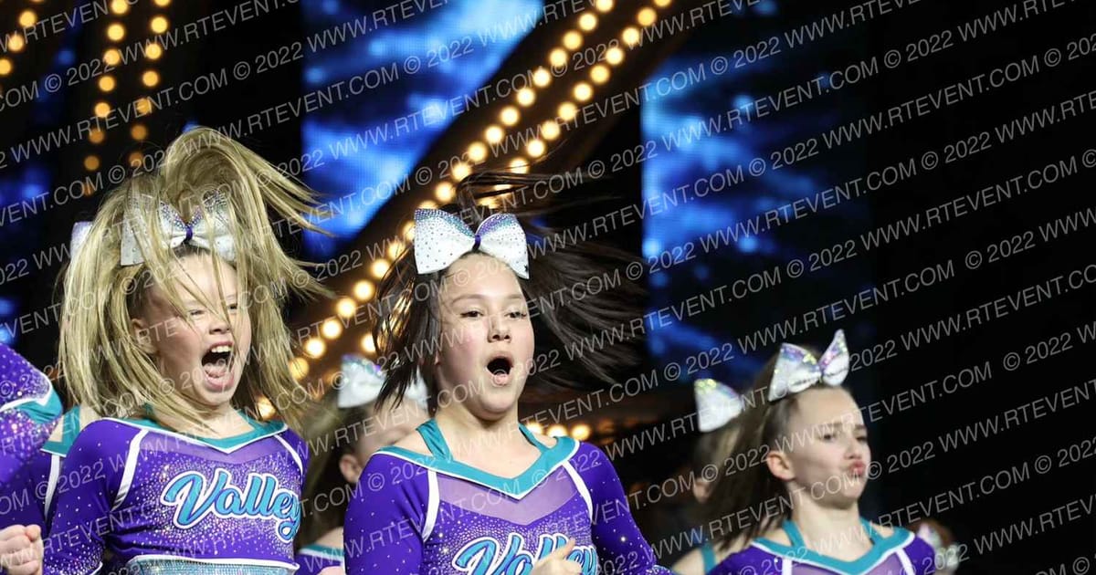 VALLEY CHEER ICONS · SUNDAY MONDAY NA Nationals