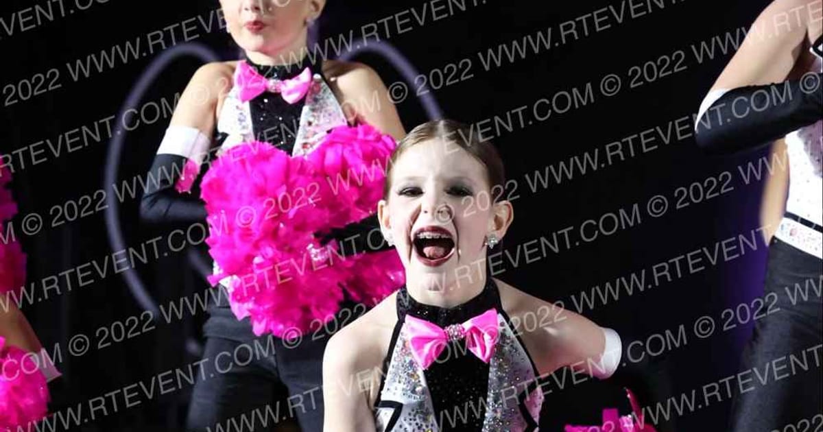 Star Performance Centre Mini Large Pom · Athletic Dance Grand and Cheer Nationals
