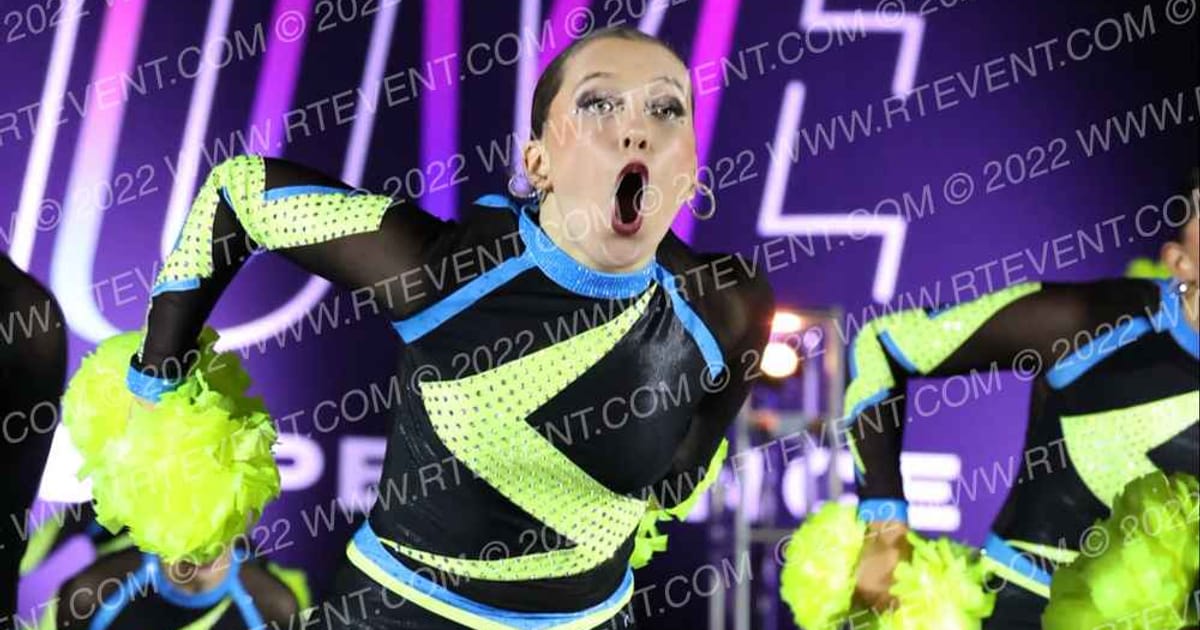 Star Performance Centre Senior Large Pom · Athletic Dance Grand and Cheer Nationals