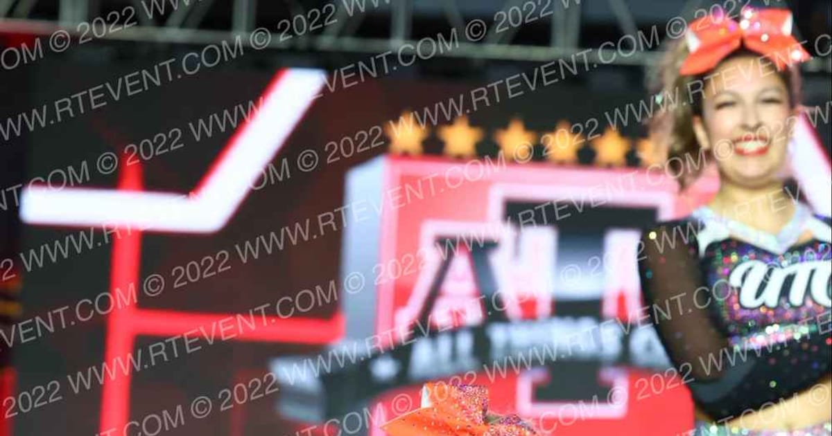 United Tumbling and Cheer Senior Bombshells · All Things Cheer Grand Nationals