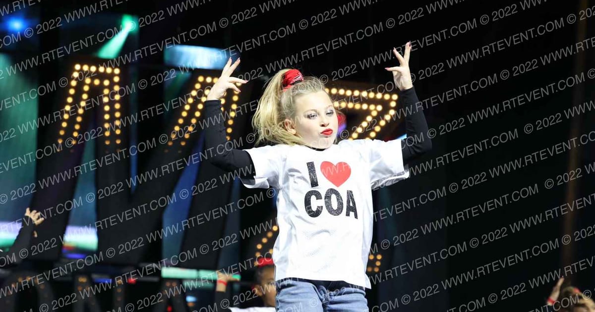 CENTER OF ATTENTION CHEER AND DANCE CELEBRITY · SUNDAY MONDAY NA Nationals