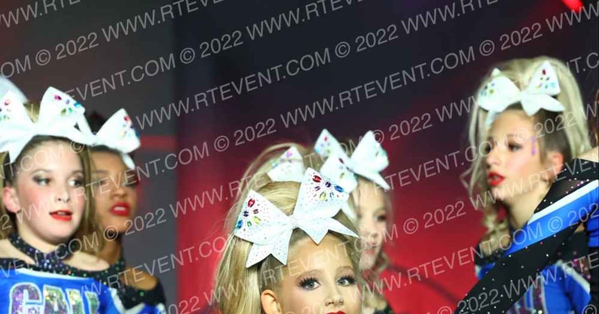 The California All Stars-Livermore Majors · All Things Cheer Grand Nationals