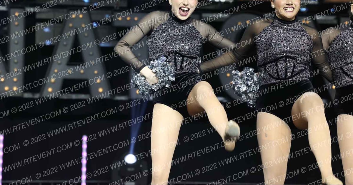 EASTON ELITE DANCE SENIORS · SUNDAY MONDAY NA Nationals