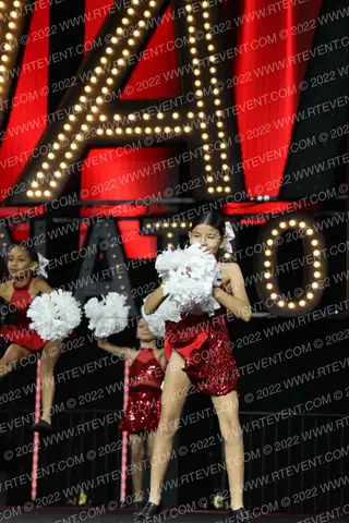 SAVAGE ROYALTY DANCE COMPANY HYPHY GIRLZ