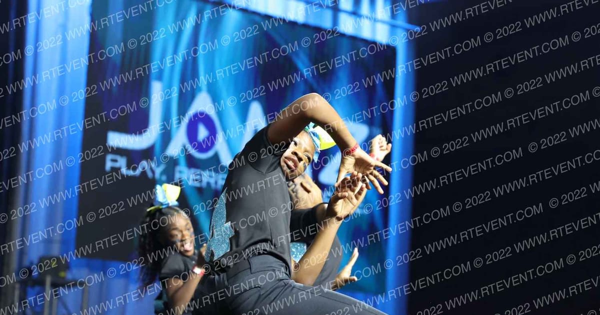 LA LEGACY DIVAZ · SUNDAY MONDAY NA Nationals