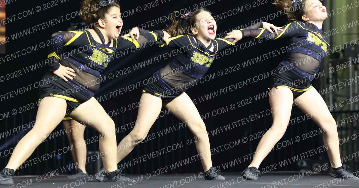 DPX FIRECRACKERS · SUNDAY MONDAY NA Nationals