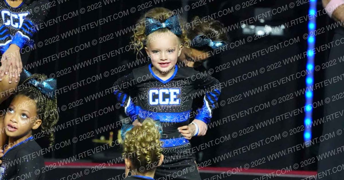 CHEER CATS ELITE  COVER GIRLS · SUNDAY MONDAY NA Nationals