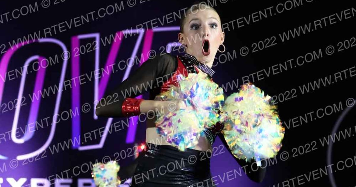 Star Performance Centre Senior Small Pom · Athletic Dance Grand and Cheer Nationals