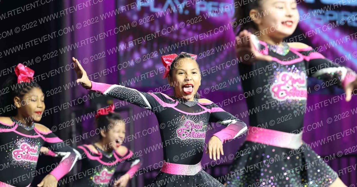 RIVAL EXTREME PINK TOPAZ · SUNDAY MONDAY NA Nationals