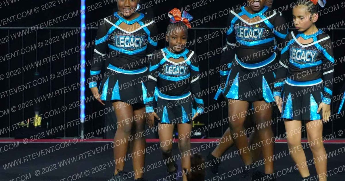 LA LEGACY LADY REIGN · SUNDAY MONDAY NA Nationals
