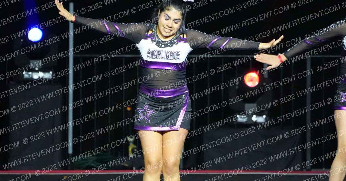 STARLIGHTS CHEER · SUNDAY MONDAY NA Nationals