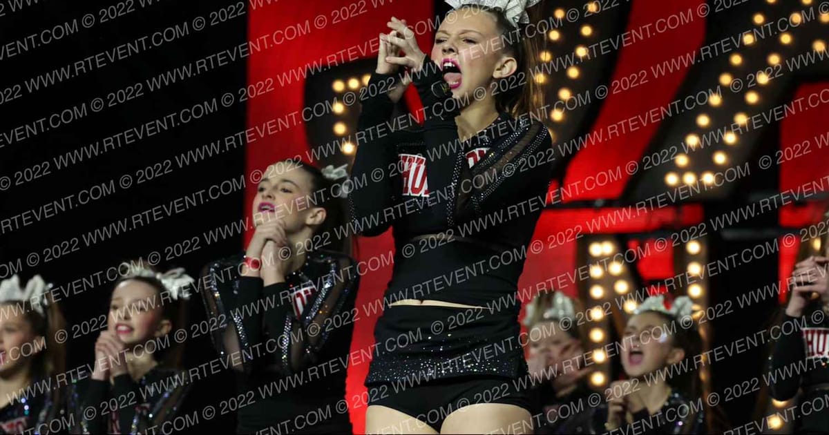 THURSTON CHEER ATHLETICS DIAMONDS · SUNDAY MONDAY NA Nationals