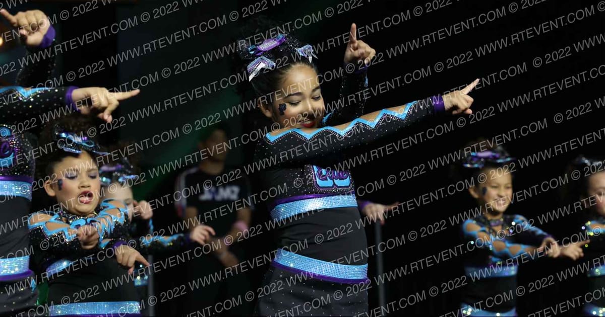 GC ELITE CHEER · SUNDAY MONDAY NA Nationals