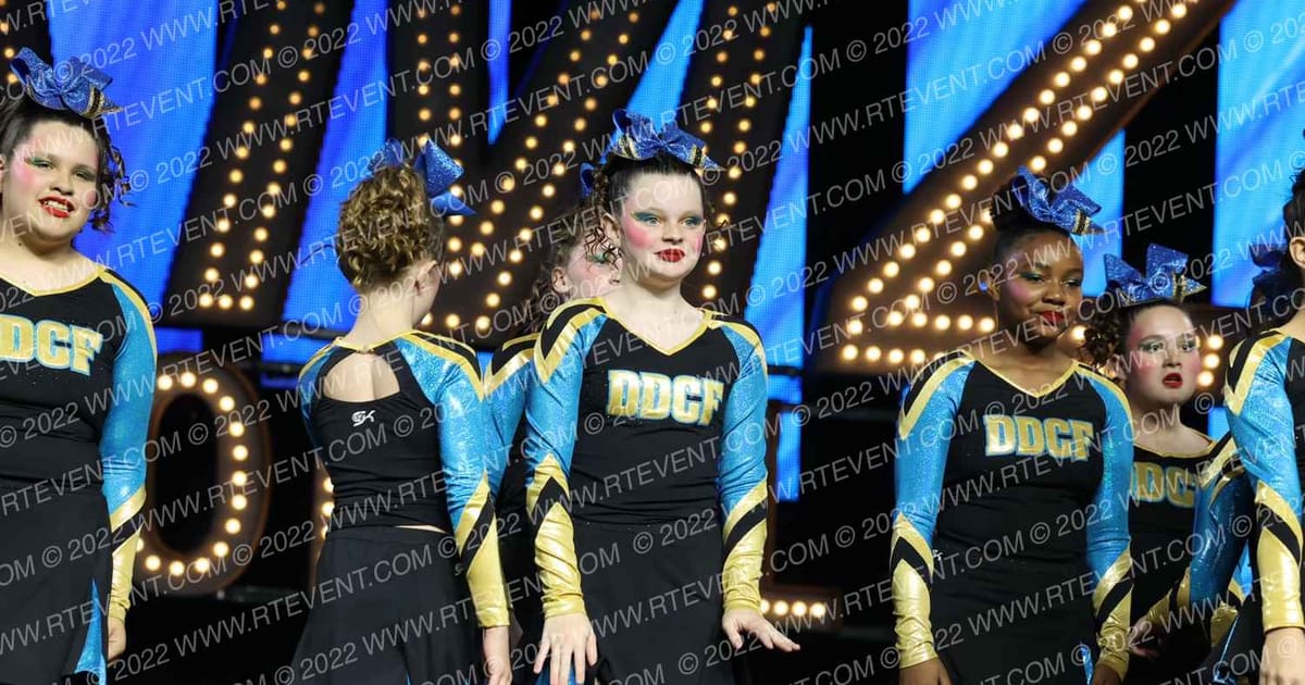 DD CHEER FACTORY EMERALD · SUNDAY MONDAY NA Nationals