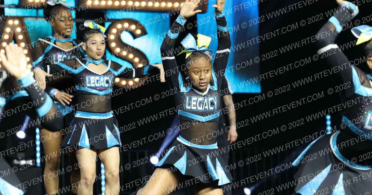 LA LEGACY VANITY · SUNDAY MONDAY NA Nationals