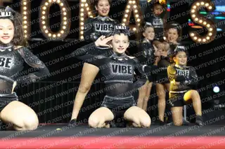 VIBE CHEER J ROYALS