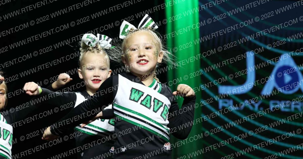 FYFL POPWARNER GREENWAVE TINYMITES · YOUTH Nationals