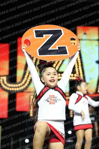 SOUTH GATE AZTECS 8U CHEER