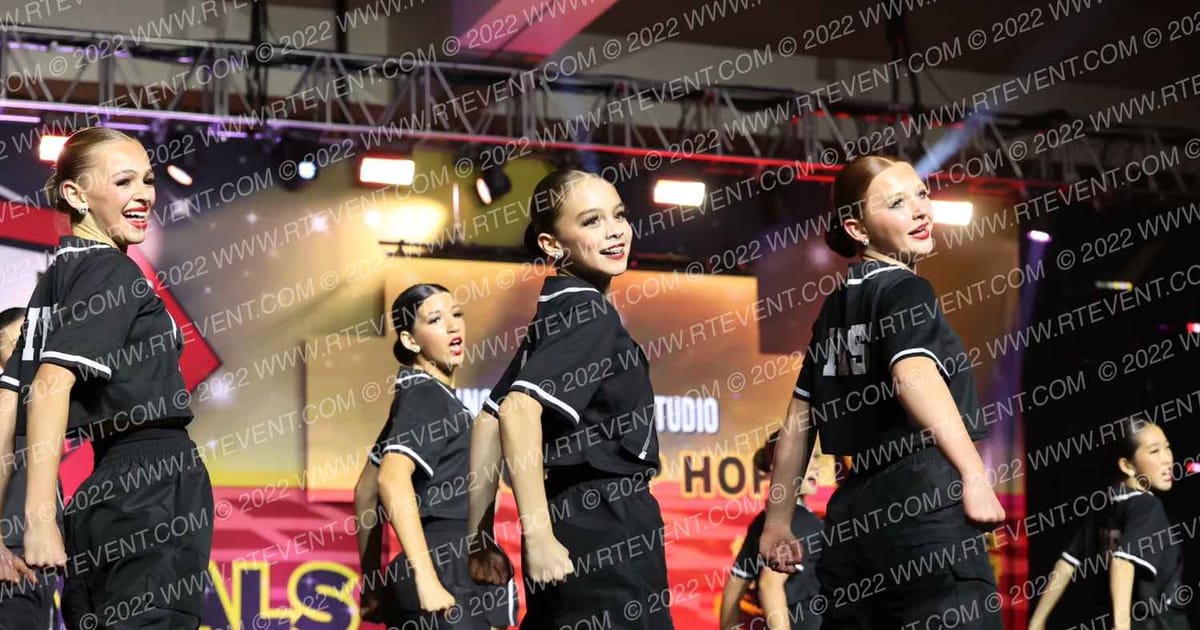 Innovate Dance Studio Junior Hip Hop · Grand Nationals Palm Springs