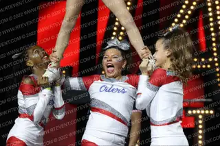 JUNIOR OILERS CHEER