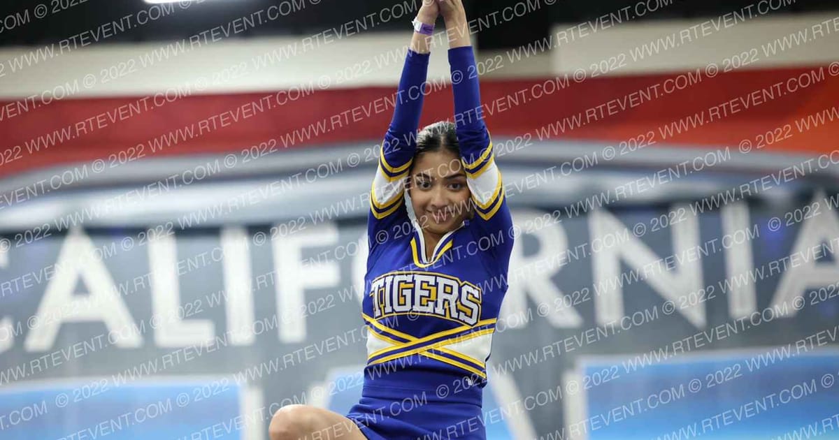 Valencia HS 25 · Cheerpros Riverside Friday