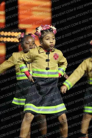 SYFL LA CHIEFS HOT GURLZ