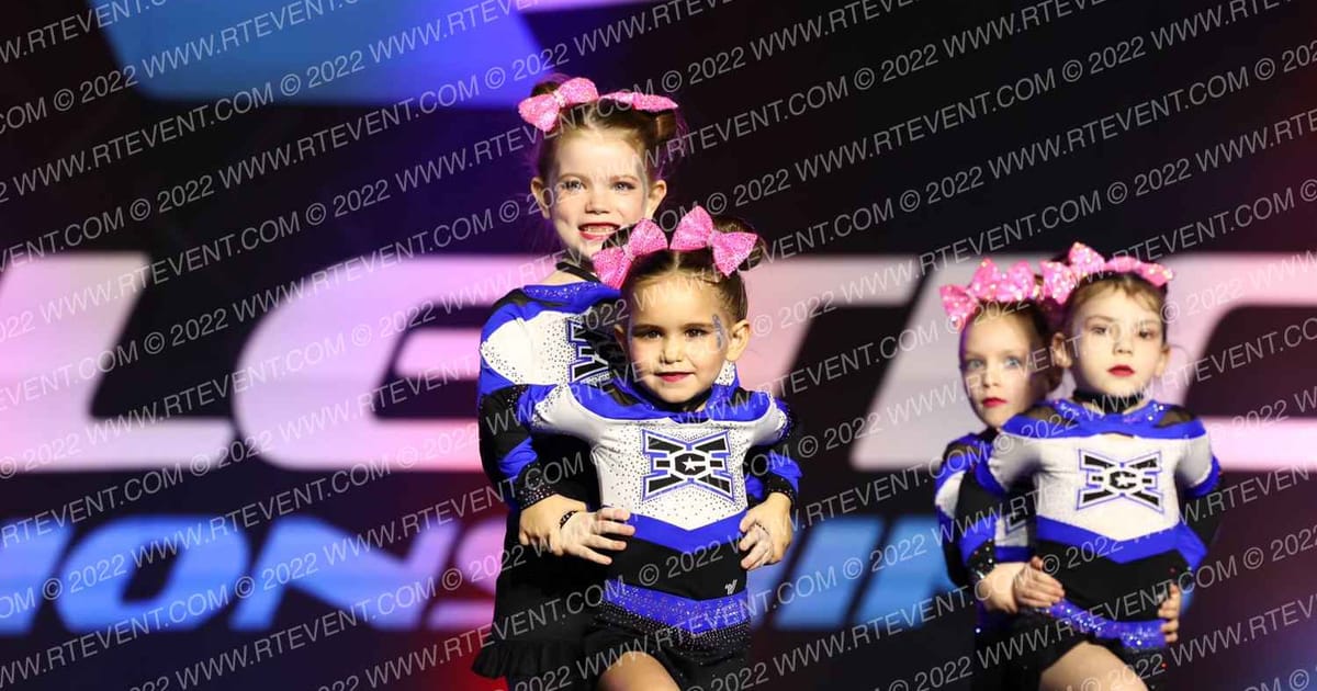 East Celebrity Elite - Hingham GLITTER GIRLS · Athletic Grand Nationals RI