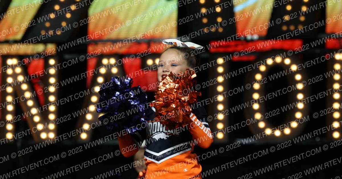 MODESTO BRONCOS PEEWEE · YOUTH Nationals