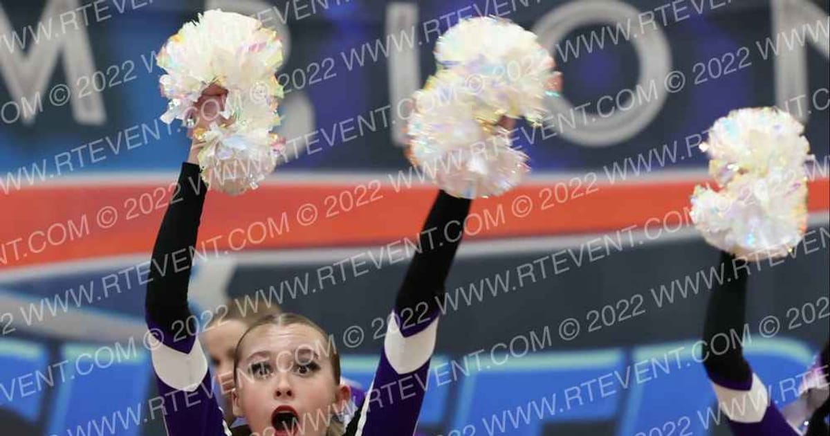 Hoover HS 7 · CheerPros Riverside Saturday