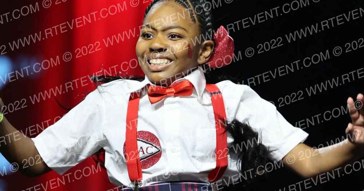 FIREBAUGH FALCON CHEER PEEWEES · YOUTH Nationals