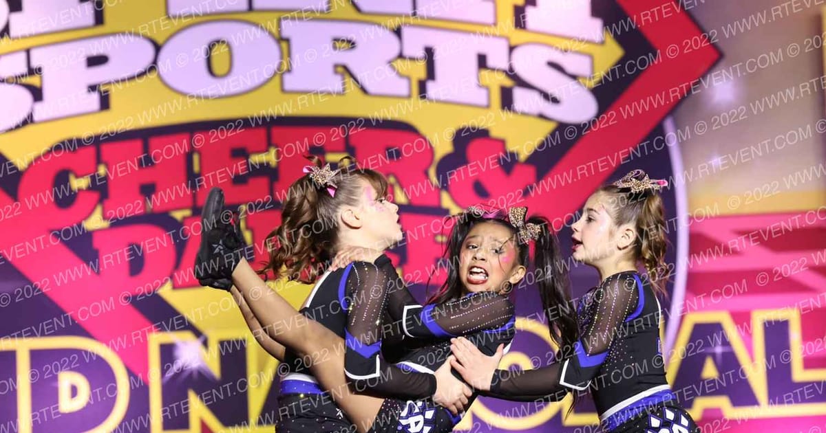 Cheer Athletics - Denver Flurries · Grand Nationals Palm Springs