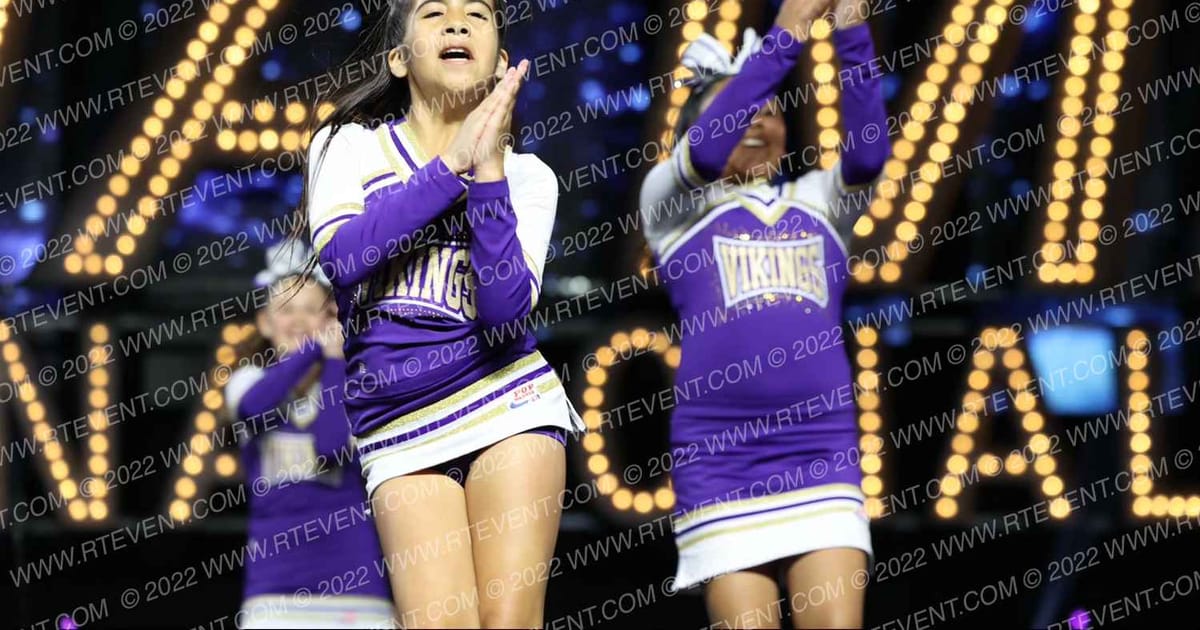 HOLLISTER VIKINGS PEEWEE CHEER · YOUTH Nationals