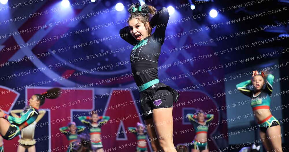 Advanced Cheer Crew Platinum · CHEERAPALOOZA