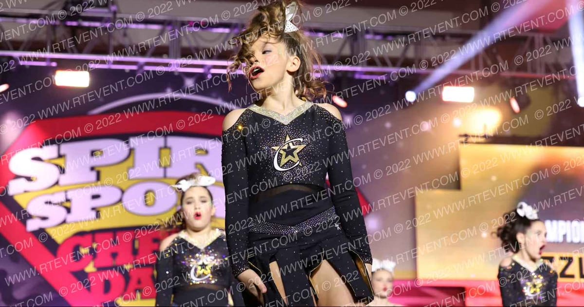 Champion Cheer Sizzlers · Grand Nationals Palm Springs