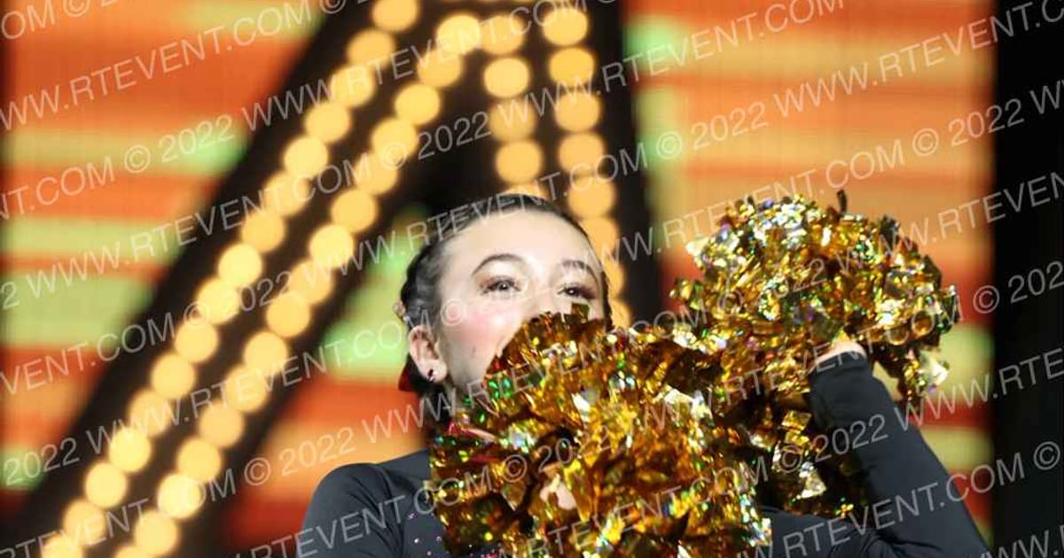 TORO BULLS MIDGET CHEER · YOUTH Nationals