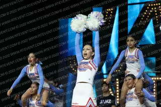SENIOR OILERS CHEER