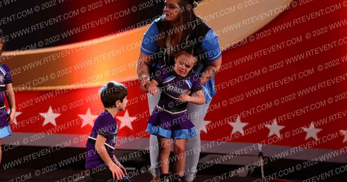 Xtreme Cheer of Oswego County Tiny Grenades · American Cheer Power Rochester Showdown